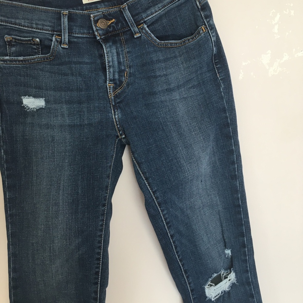 Levi’s 710 dark wash super skinny jeans